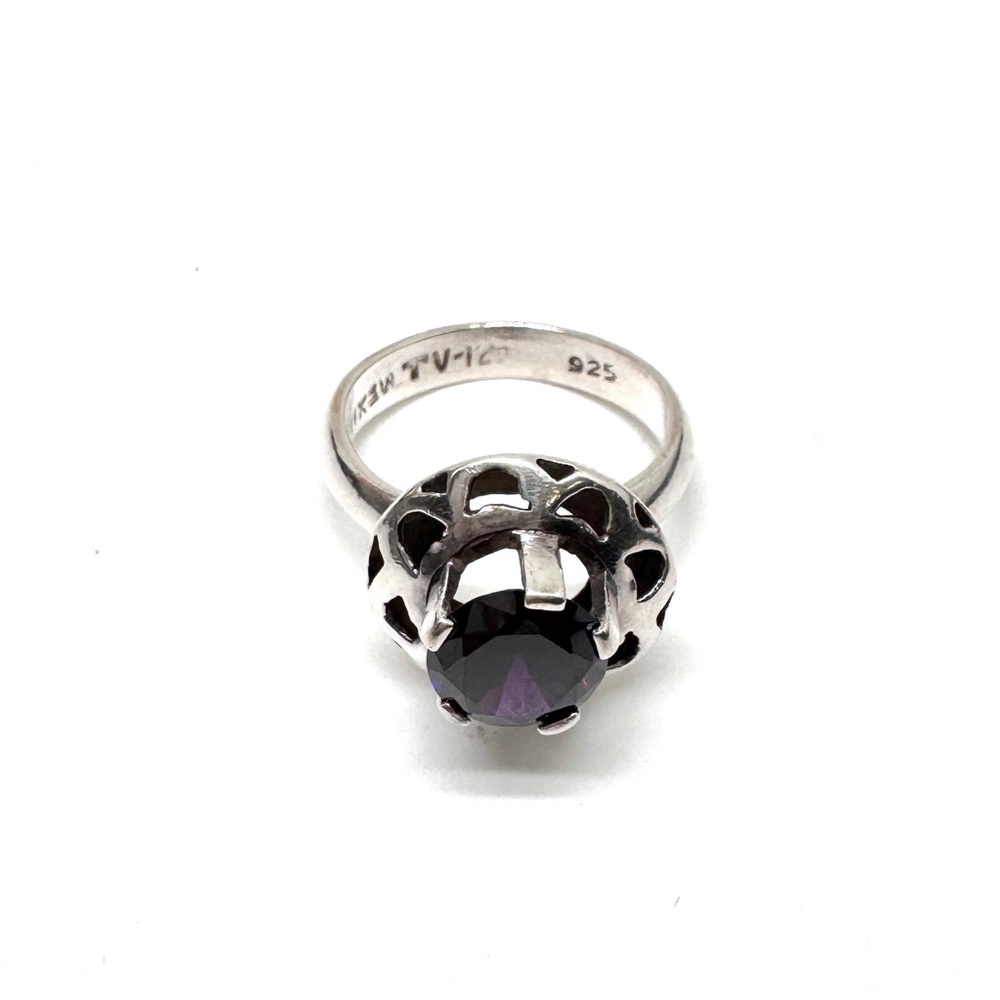 Vintage Taxco Sterling Silver and Amethyst Ring Size 6 3/4 - Picture 6 of 16